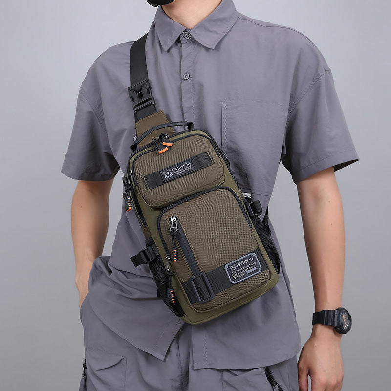 Simple versatile shoulder messenger bag