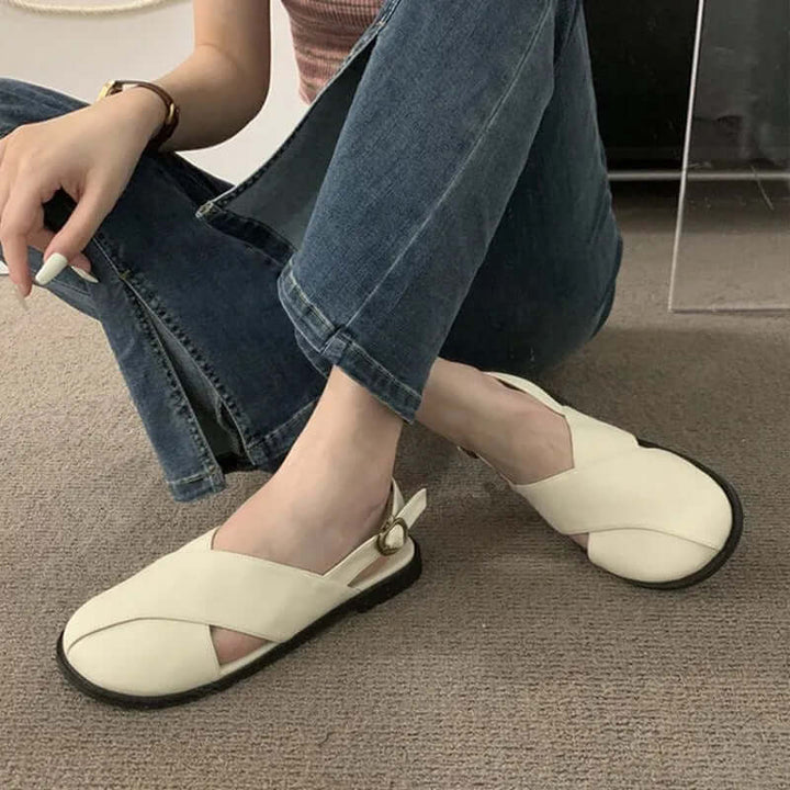 Casual flat-soled Roman shoes