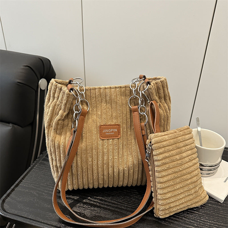 2025 Korean version of the aesthetic leisure tote single shoulder bag