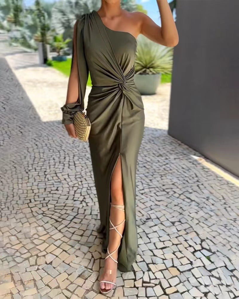 Solid color slim dress