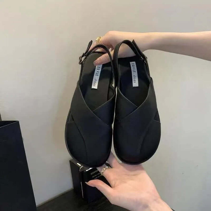 Casual flat-soled Roman shoes