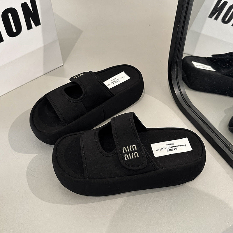 Thick-soled slippers