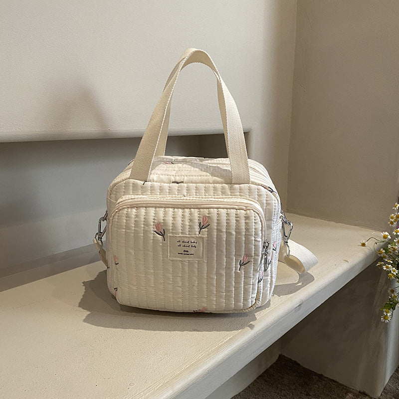 Outdoor travel ladies tote bag