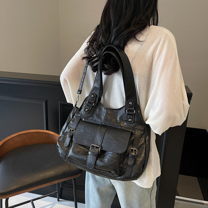 Soft leather retro tote bag